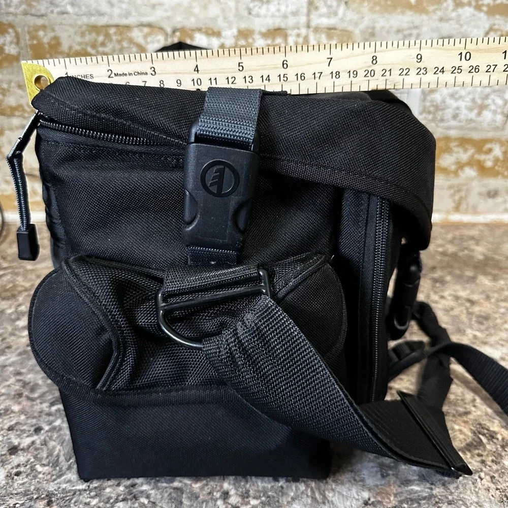 Tamrac Pro 8 Camera Bag Unisex Large Black Good Padded Shoulder Strap 5608